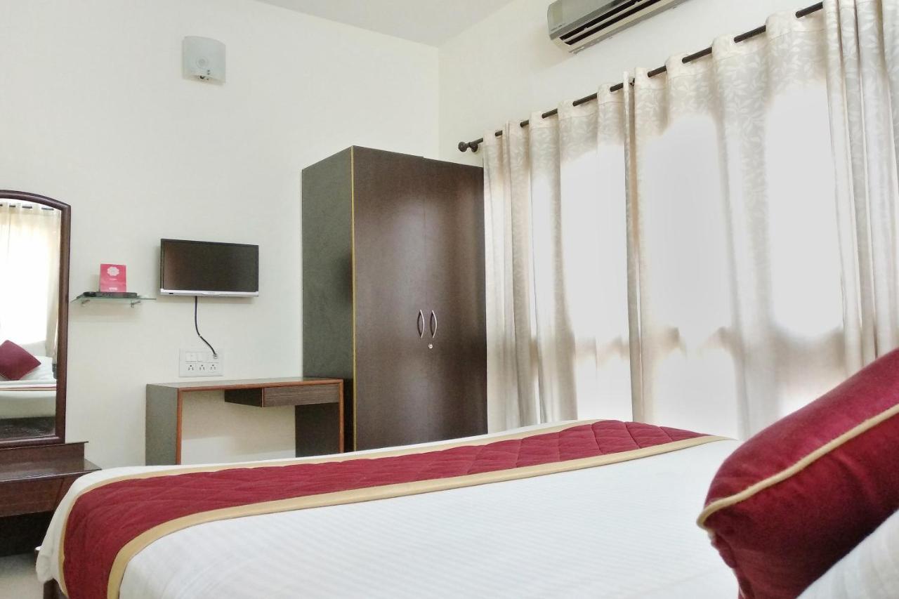 Super Oyo Capital O Premium Hotel Victoria Heights Near Sri Someshwara Swami Temple Bangalore Extérieur photo