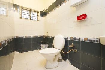 Super Oyo Capital O Premium Hotel Victoria Heights Near Sri Someshwara Swami Temple Bangalore Extérieur photo